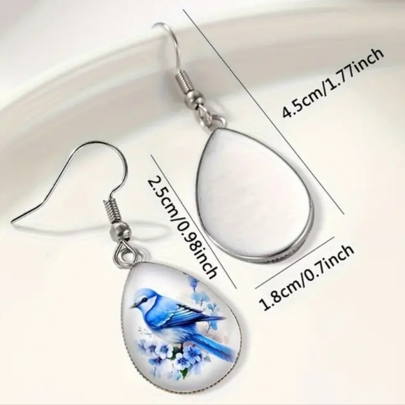 Animal Print Blue Bird White Teardrop Crystal Glass Gift Earrings - Picture 3 of 6